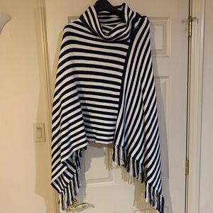 NWOT The Limited Navy Blue/Ivory Cowl Neck Poncho sz XS/S